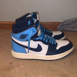 Blue and white obsidians Size 7.5 woman’s worn gently